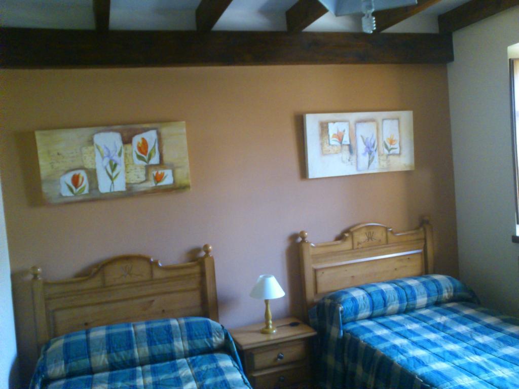 Casa Rural Valle Tosande Cantoral Quarto foto